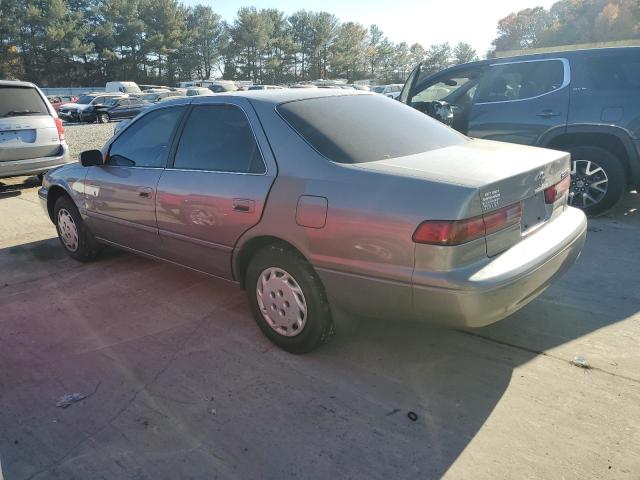 Photo 1 VIN: JT2BG22K6W0189950 - TOYOTA CAMRY CE 