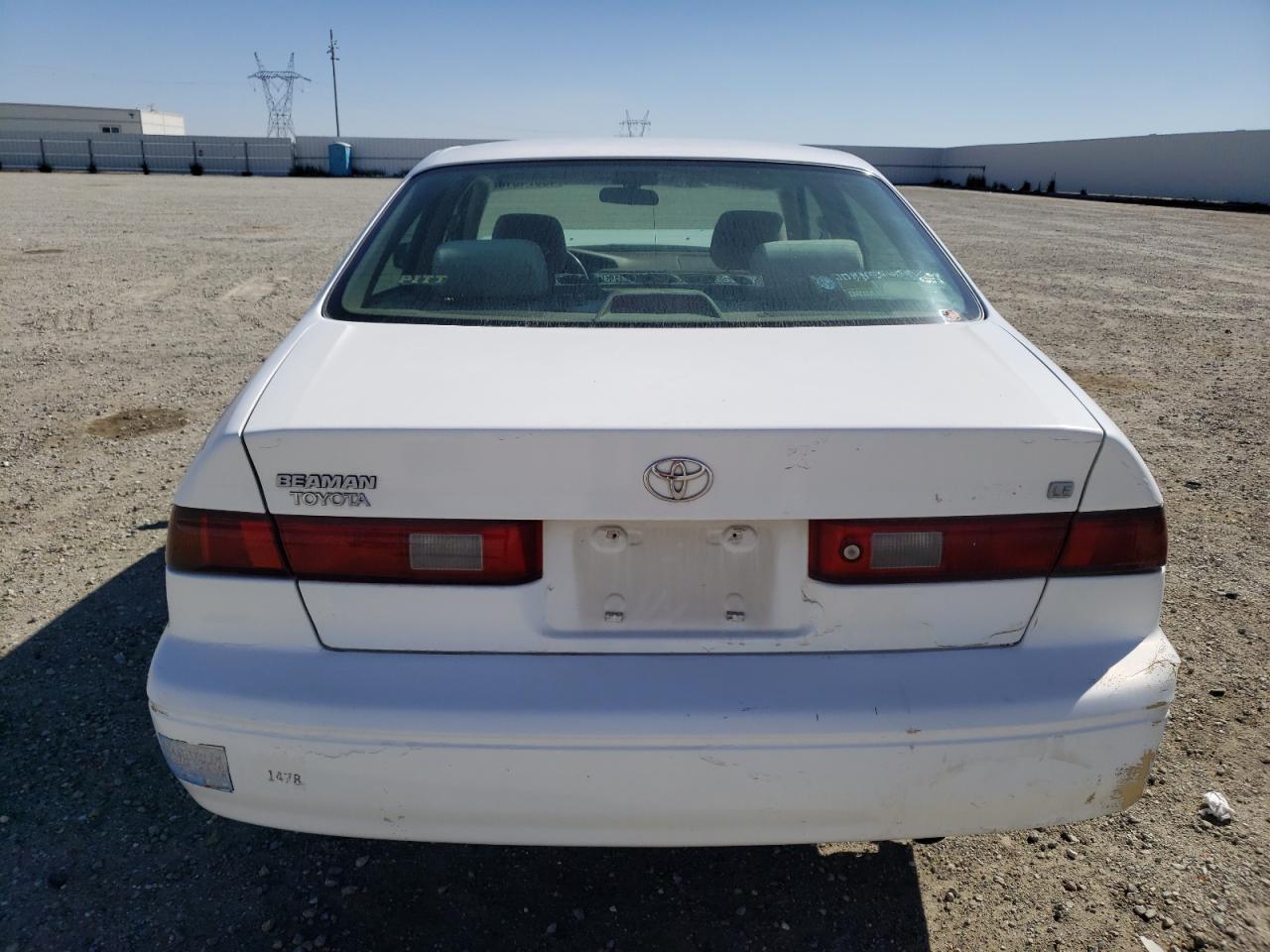 Photo 5 VIN: JT2BG22K6W0200218 - TOYOTA CAMRY 