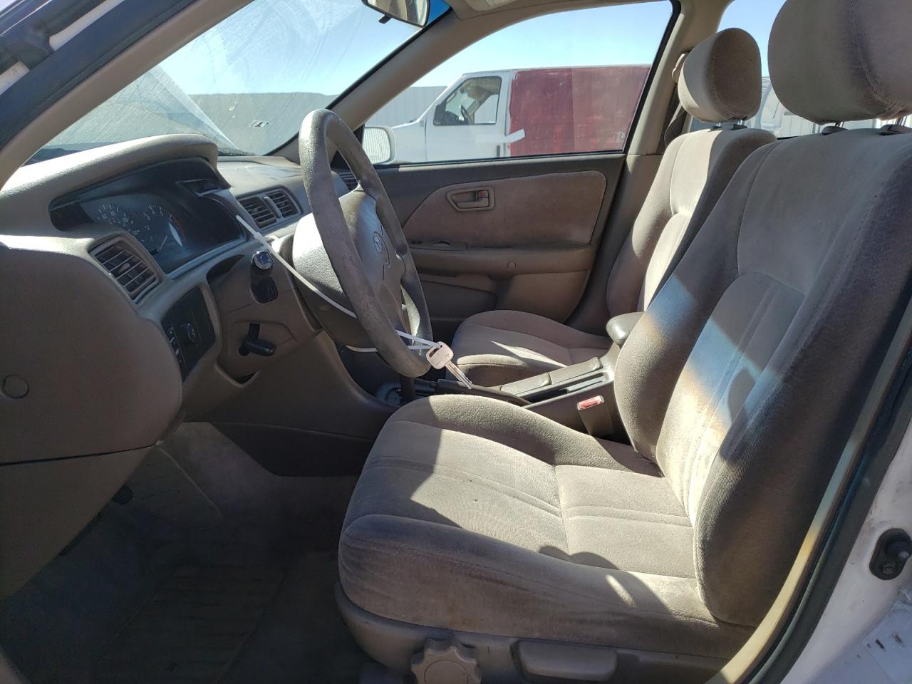 Photo 6 VIN: JT2BG22K6W0200218 - TOYOTA CAMRY 