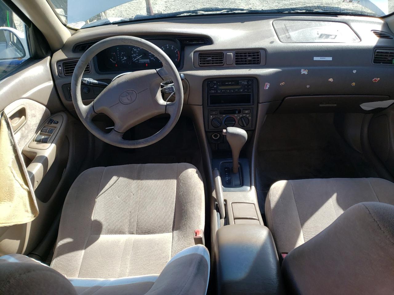 Photo 7 VIN: JT2BG22K6W0200218 - TOYOTA CAMRY 