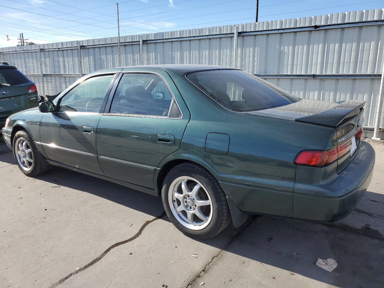 Photo 1 VIN: JT2BG22K6X0312664 - TOYOTA CAMRY 