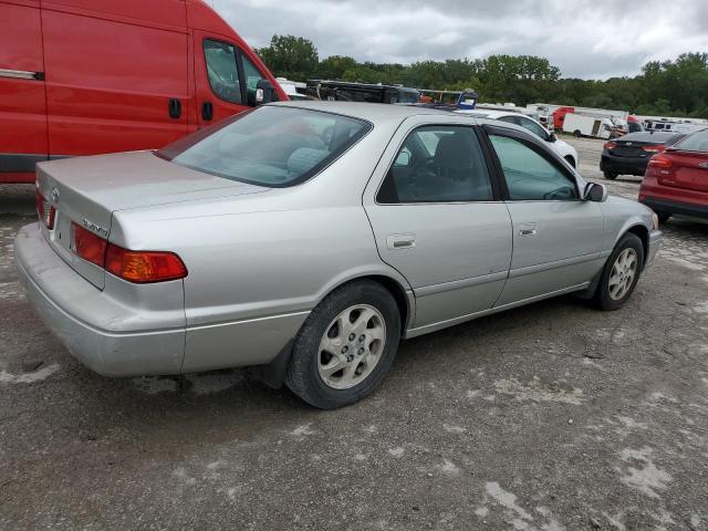 Photo 2 VIN: JT2BG22K6Y0458855 - TOYOTA CAMRY CE 