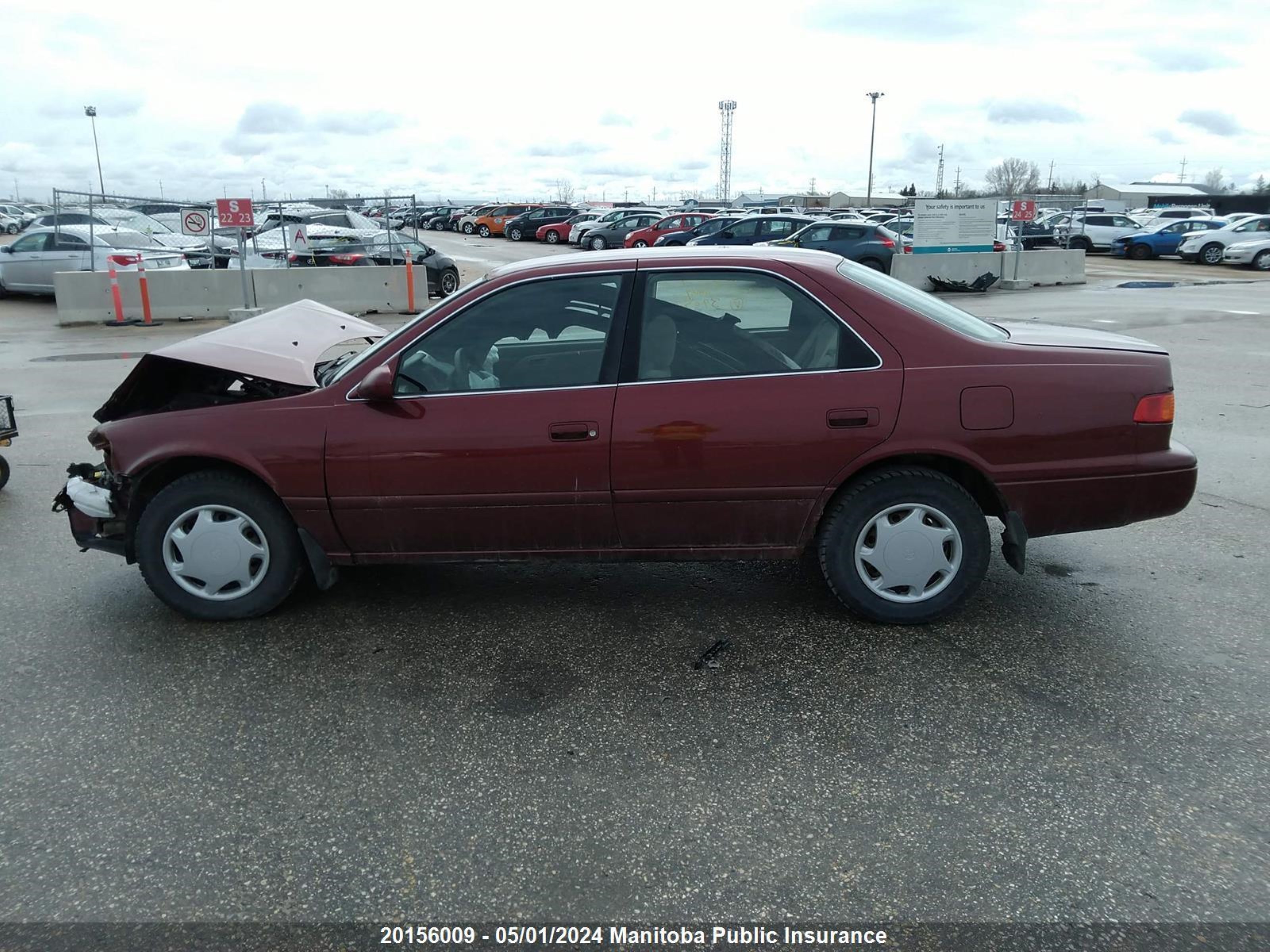 Photo 13 VIN: JT2BG22K7Y0390520 - TOYOTA CAMRY 