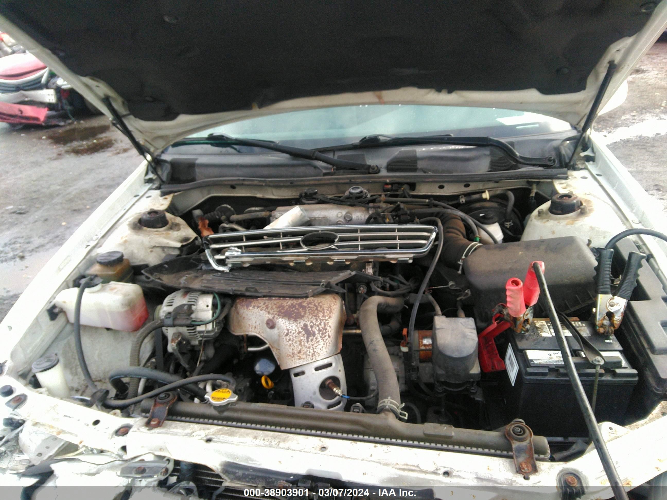 Photo 9 VIN: JT2BG22K810580901 - TOYOTA CAMRY 