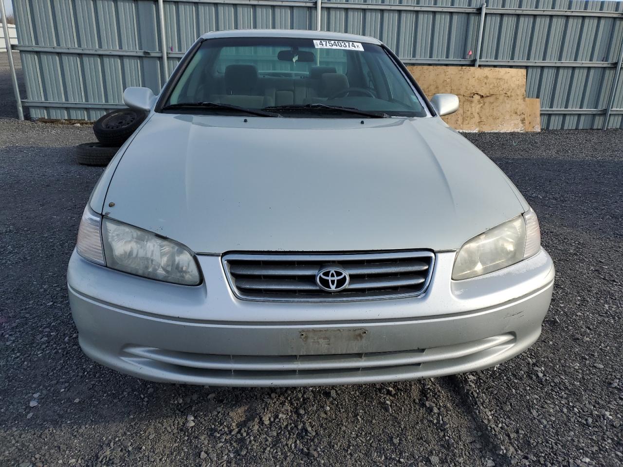 Photo 4 VIN: JT2BG22K810582518 - TOYOTA CAMRY 