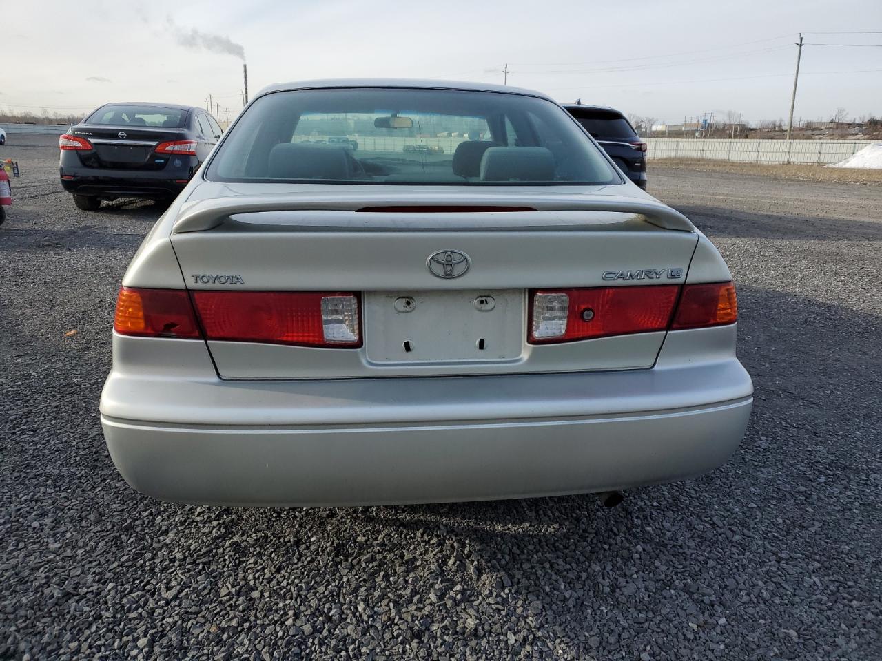 Photo 5 VIN: JT2BG22K810582518 - TOYOTA CAMRY 