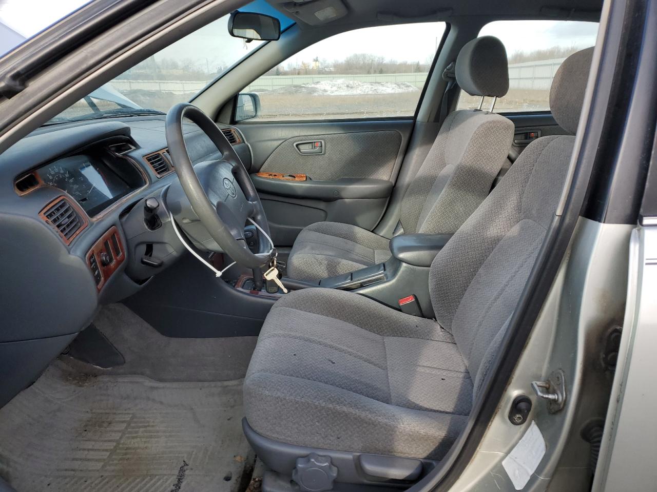 Photo 6 VIN: JT2BG22K810582518 - TOYOTA CAMRY 