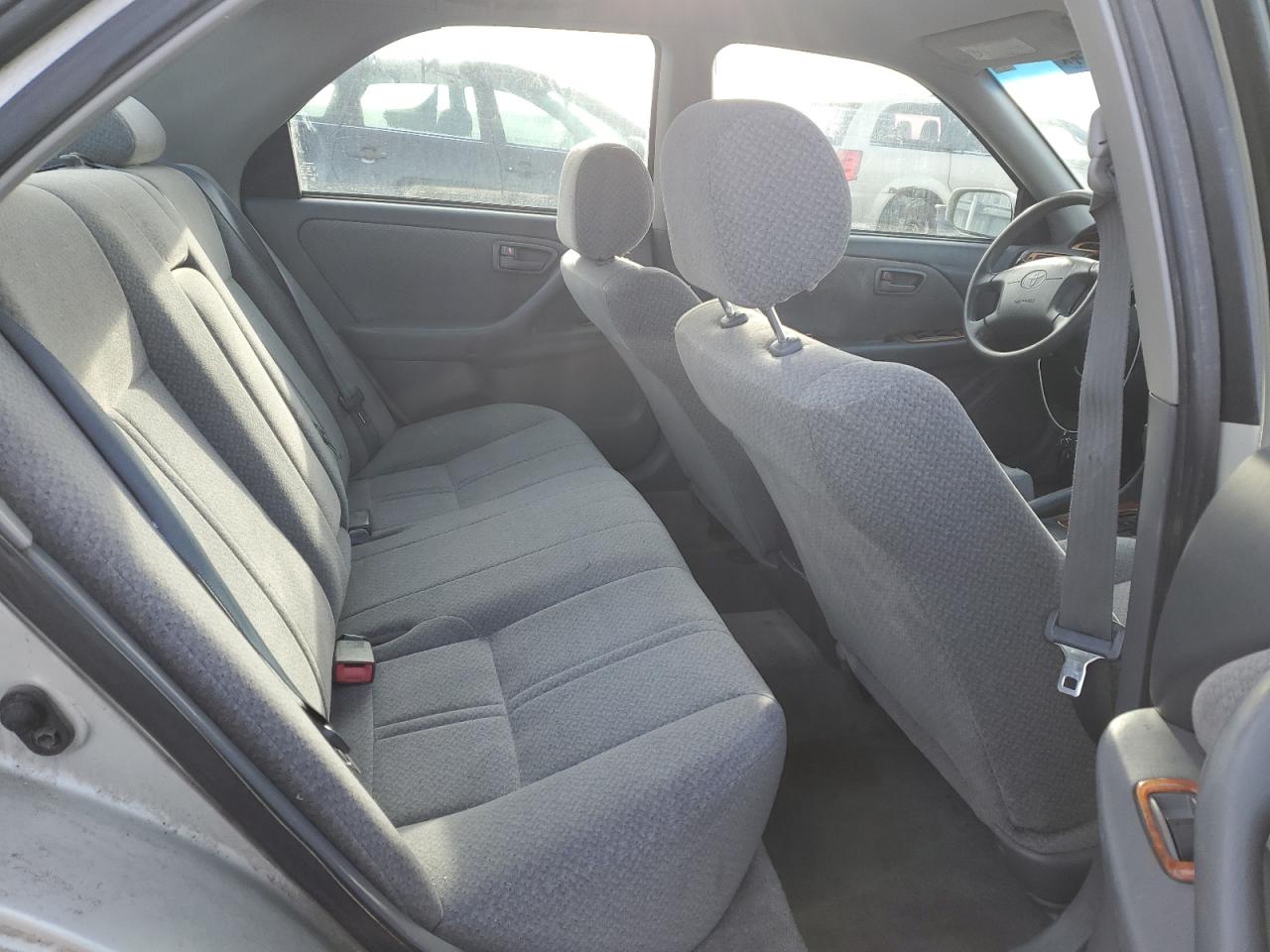 Photo 9 VIN: JT2BG22K810582518 - TOYOTA CAMRY 