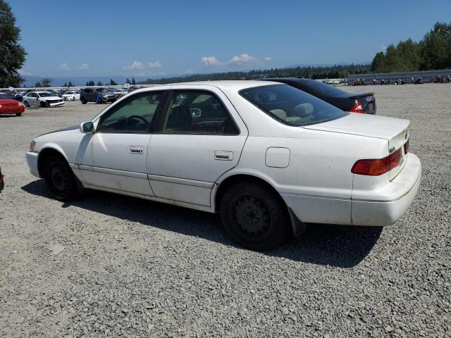 Photo 1 VIN: JT2BG22K8Y0448523 - TOYOTA CAMRY CE 