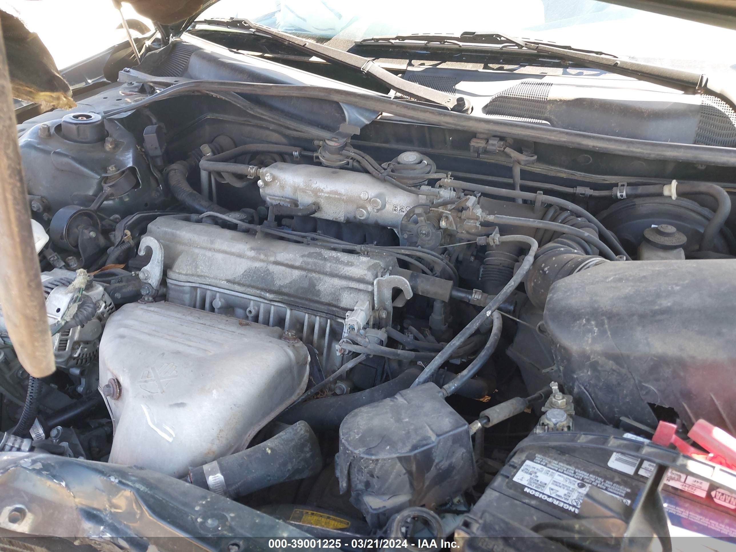 Photo 9 VIN: JT2BG22K8Y0475639 - TOYOTA CAMRY 