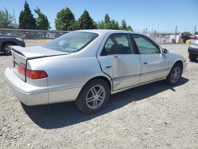 Photo 2 VIN: JT2BG22K8Y0502452 - TOYOTA CAMRY 