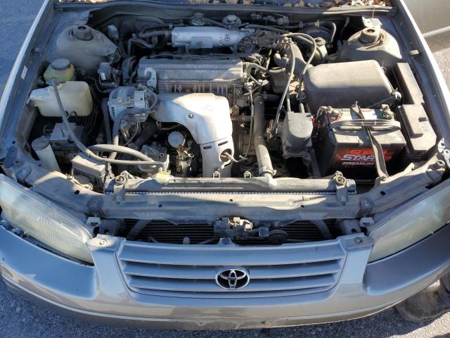 Photo 10 VIN: JT2BG22K9V0043153 - TOYOTA CAMRY LE 