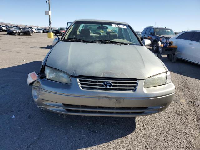 Photo 4 VIN: JT2BG22K9V0043153 - TOYOTA CAMRY LE 