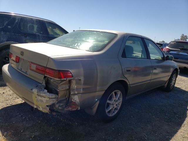 Photo 2 VIN: JT2BG22K9W0128236 - TOYOTA CAMRY 