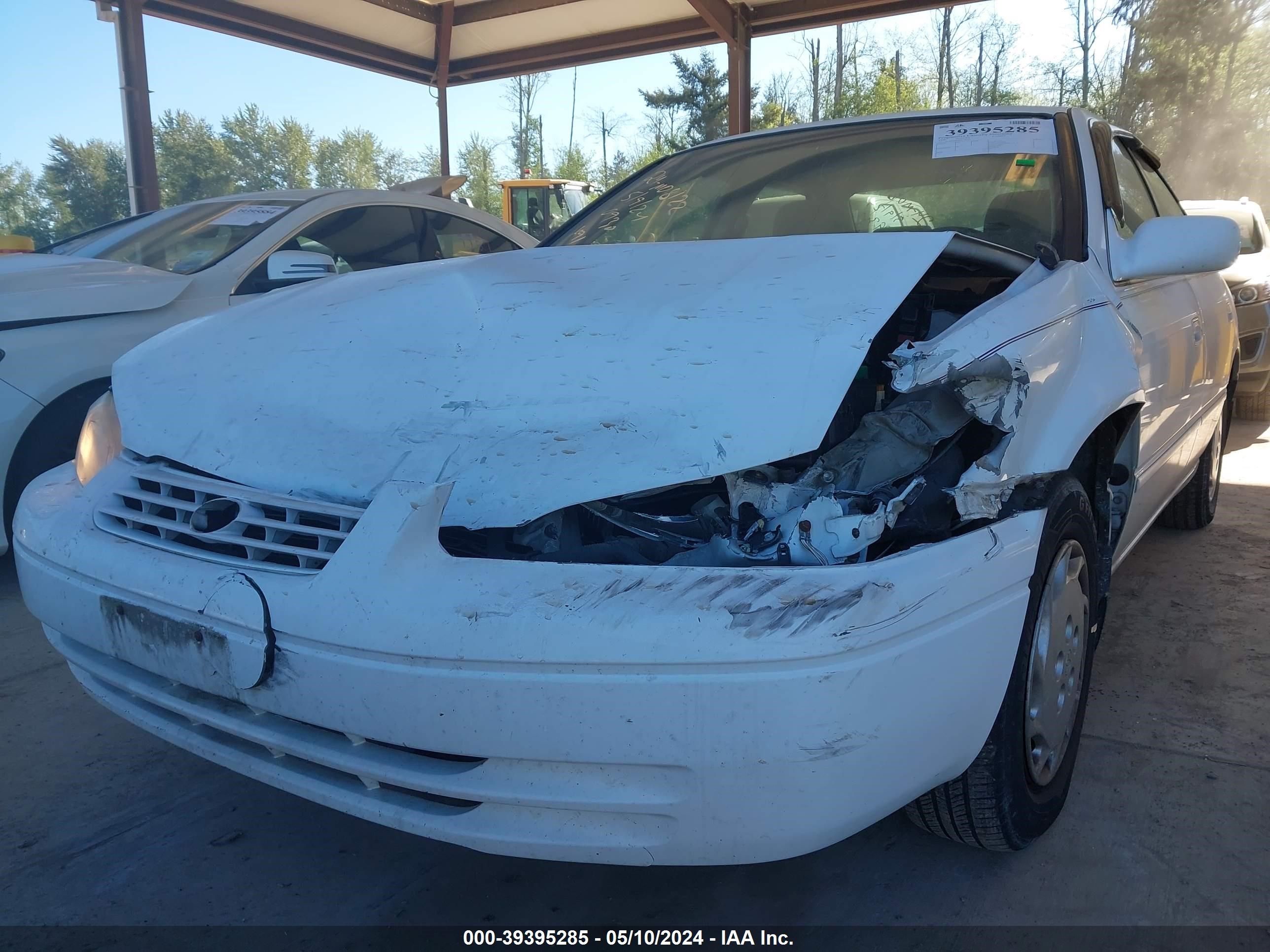 Photo 5 VIN: JT2BG22K9W0179347 - TOYOTA CAMRY 