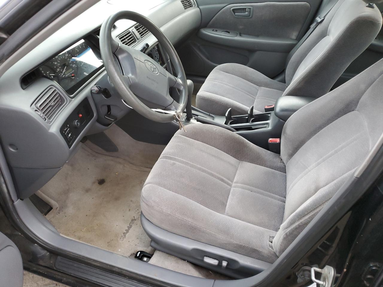 Photo 6 VIN: JT2BG22K9X0289283 - TOYOTA CAMRY 