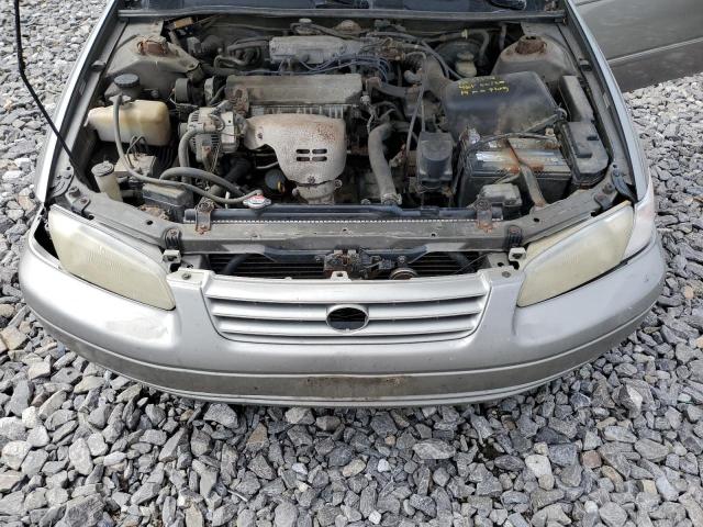 Photo 10 VIN: JT2BG22K9X0329684 - TOYOTA CAMRY LE 