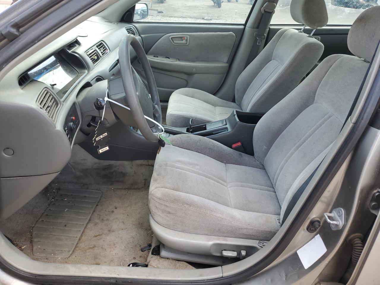 Photo 6 VIN: JT2BG22K9X0364192 - TOYOTA CAMRY 