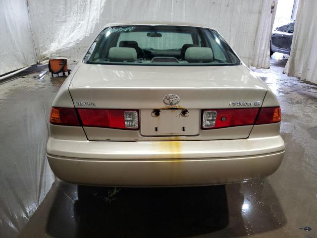 Photo 5 VIN: JT2BG22K9Y0393628 - TOYOTA CAMRY CE 