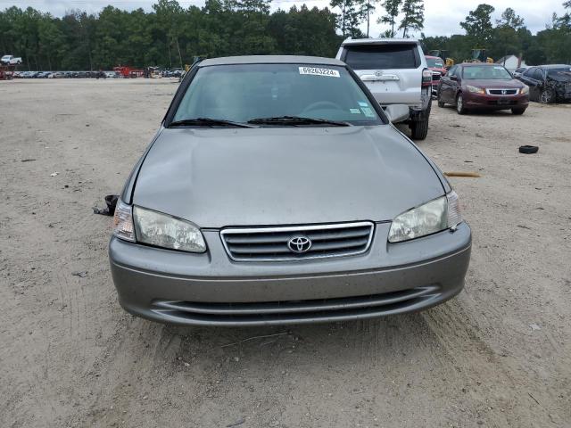 Photo 4 VIN: JT2BG22K9Y0422089 - TOYOTA CAMRY CE 