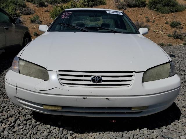 Photo 4 VIN: JT2BG22KXW0127645 - TOYOTA CAMRY 