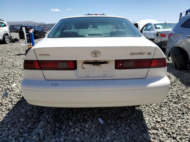 Photo 5 VIN: JT2BG22KXW0127645 - TOYOTA CAMRY 