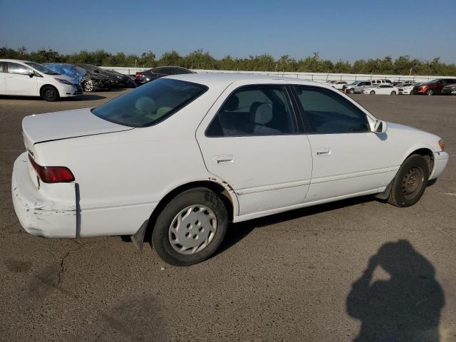 Photo 2 VIN: JT2BG22KXW0147183 - TOYOTA CAMRY CE 