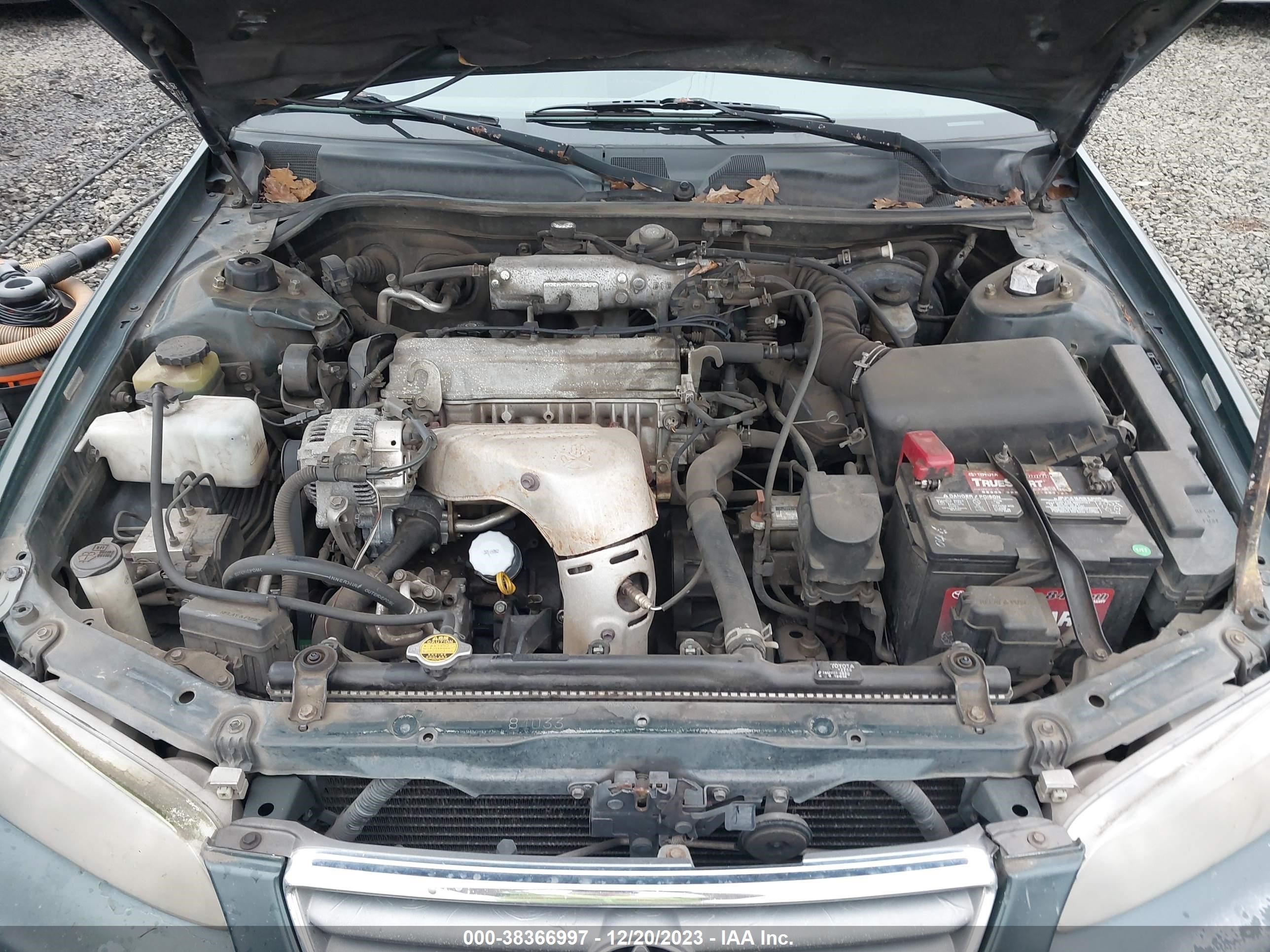 Photo 9 VIN: JT2BG28K2Y0435497 - TOYOTA CAMRY 