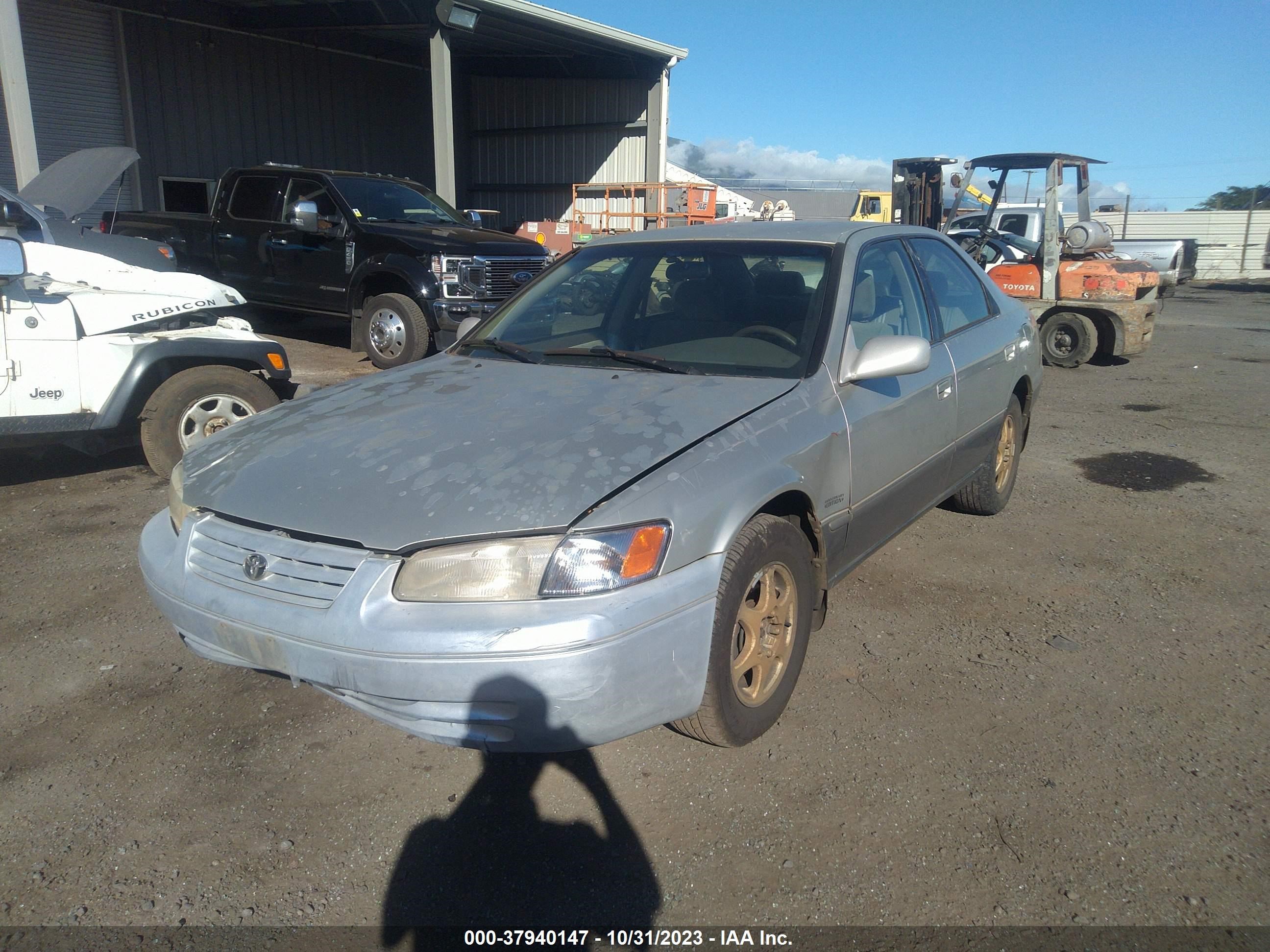 Photo 5 VIN: JT2BG28K5X0361927 - TOYOTA CAMRY 