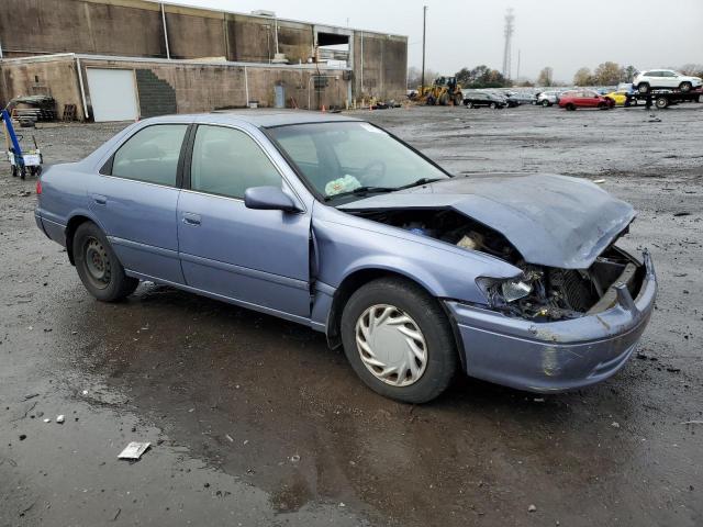 Photo 3 VIN: JT2BG28K5Y0457333 - TOYOTA CAMRY 