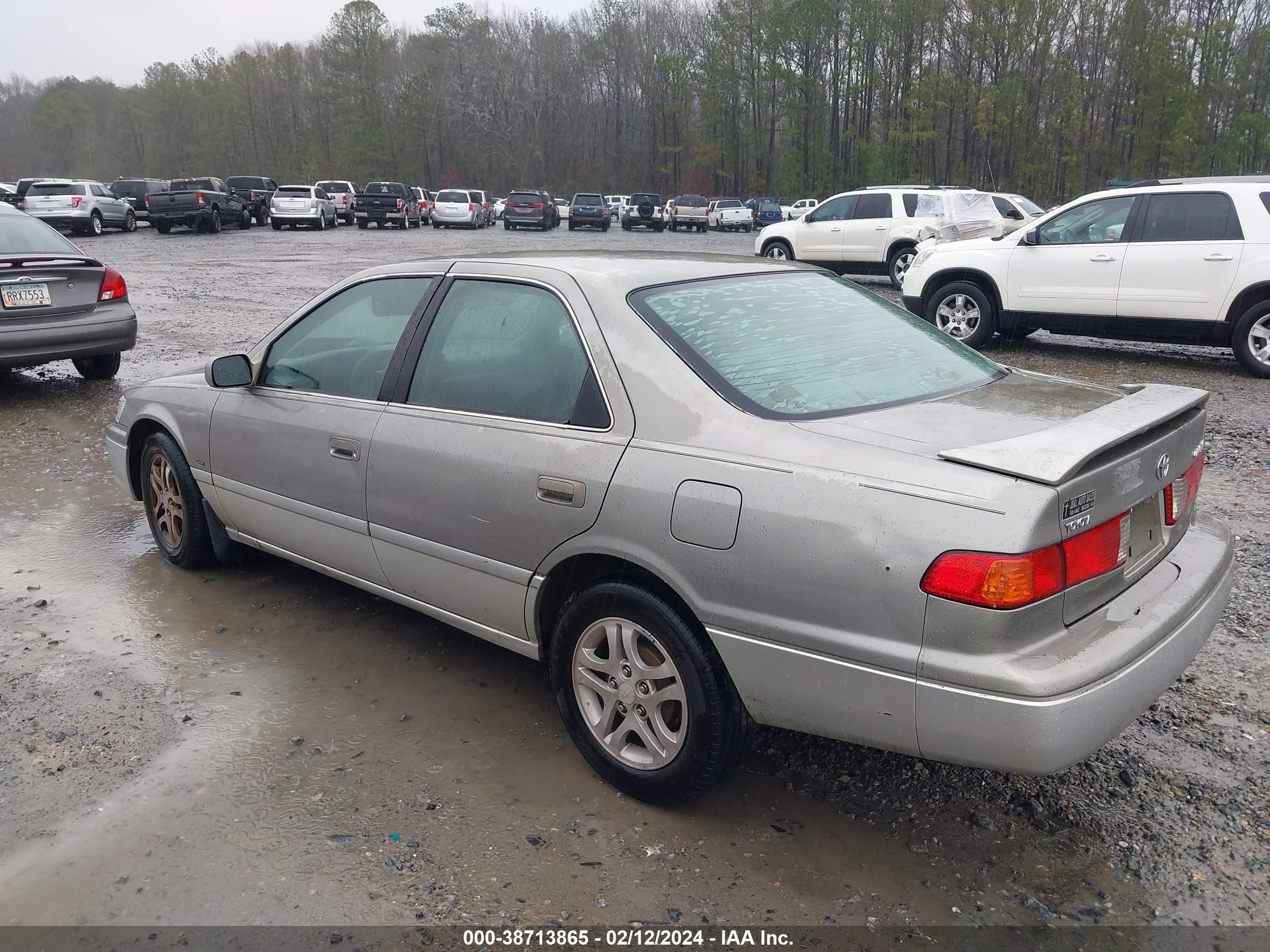 Photo 2 VIN: JT2BG28K810539370 - TOYOTA CAMRY 