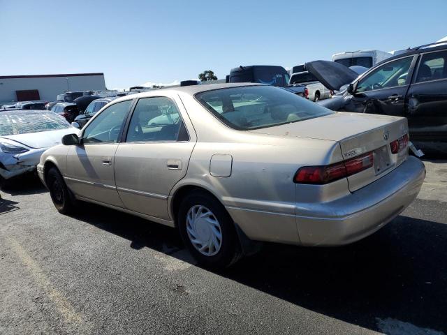 Photo 1 VIN: JT2BG28K8W0185647 - TOYOTA CAMRY 