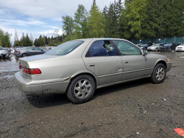 Photo 2 VIN: JT2BG28K9W0101643 - TOYOTA CAMRY 