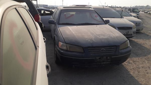 Photo 8 VIN: JT2BG28K9W0240008 - TOYOTA CAMRY 