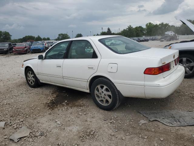 Photo 1 VIN: JT2BG28KXY0410069 - TOYOTA CAMRY 