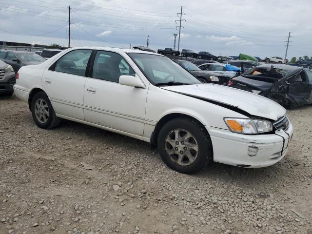 Photo 3 VIN: JT2BG28KXY0410069 - TOYOTA CAMRY 