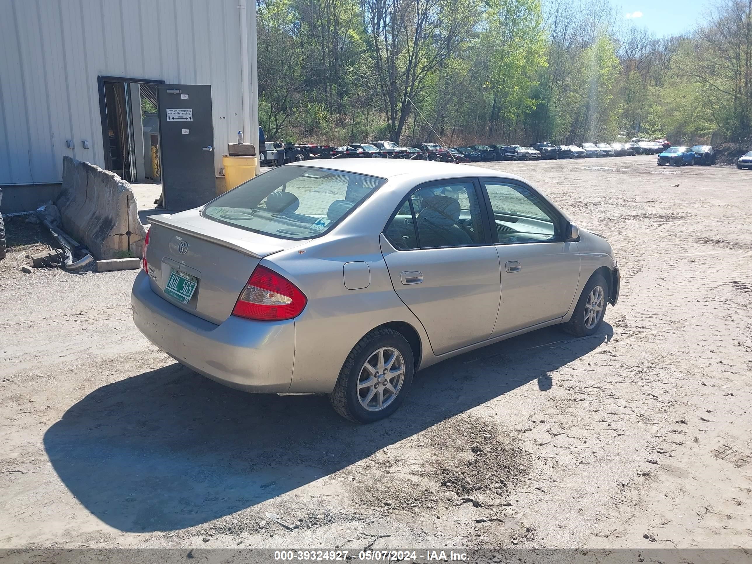 Photo 3 VIN: JT2BK12U420060836 - TOYOTA PRIUS 