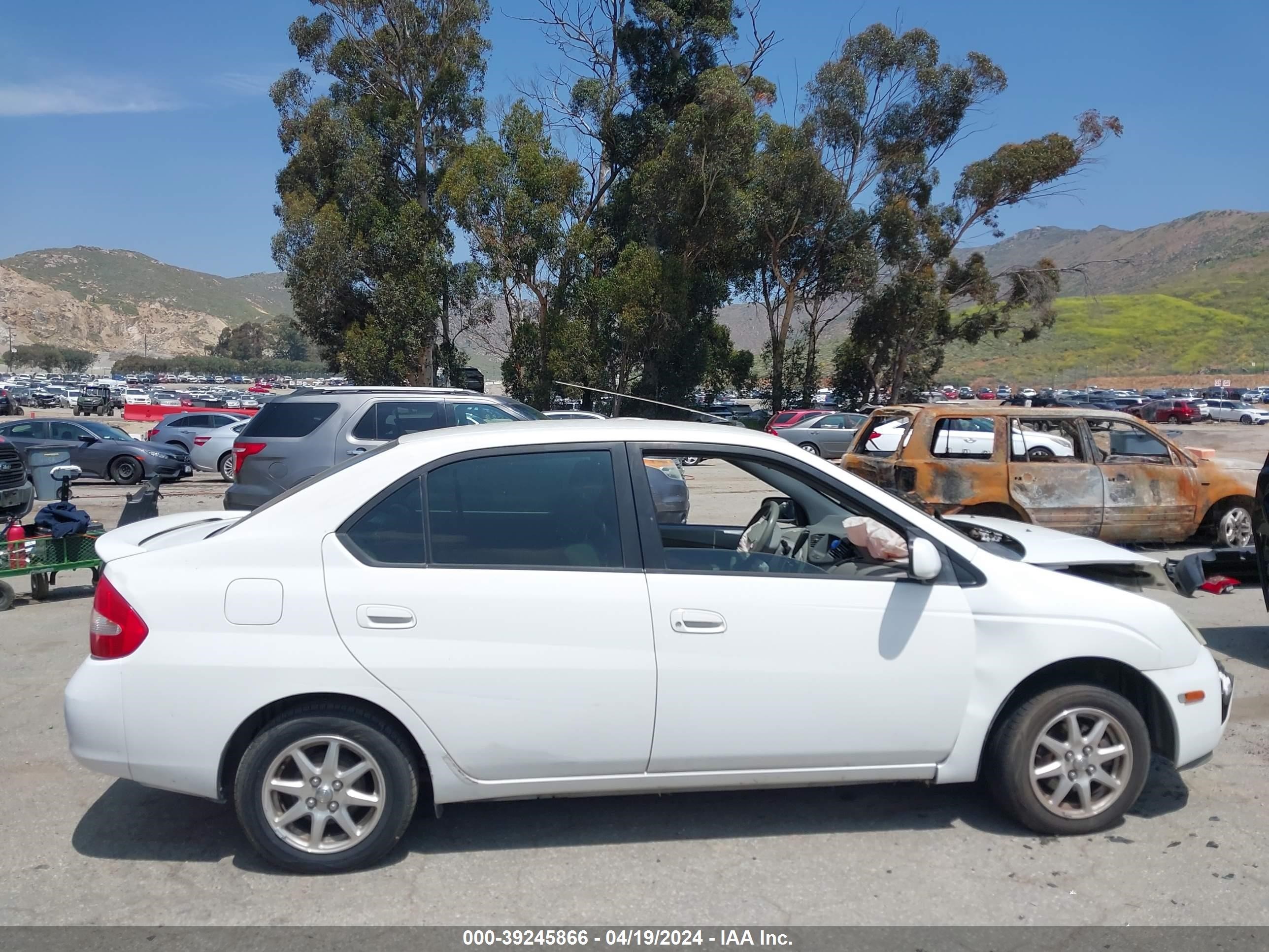 Photo 12 VIN: JT2BK12U610003066 - TOYOTA PRIUS 