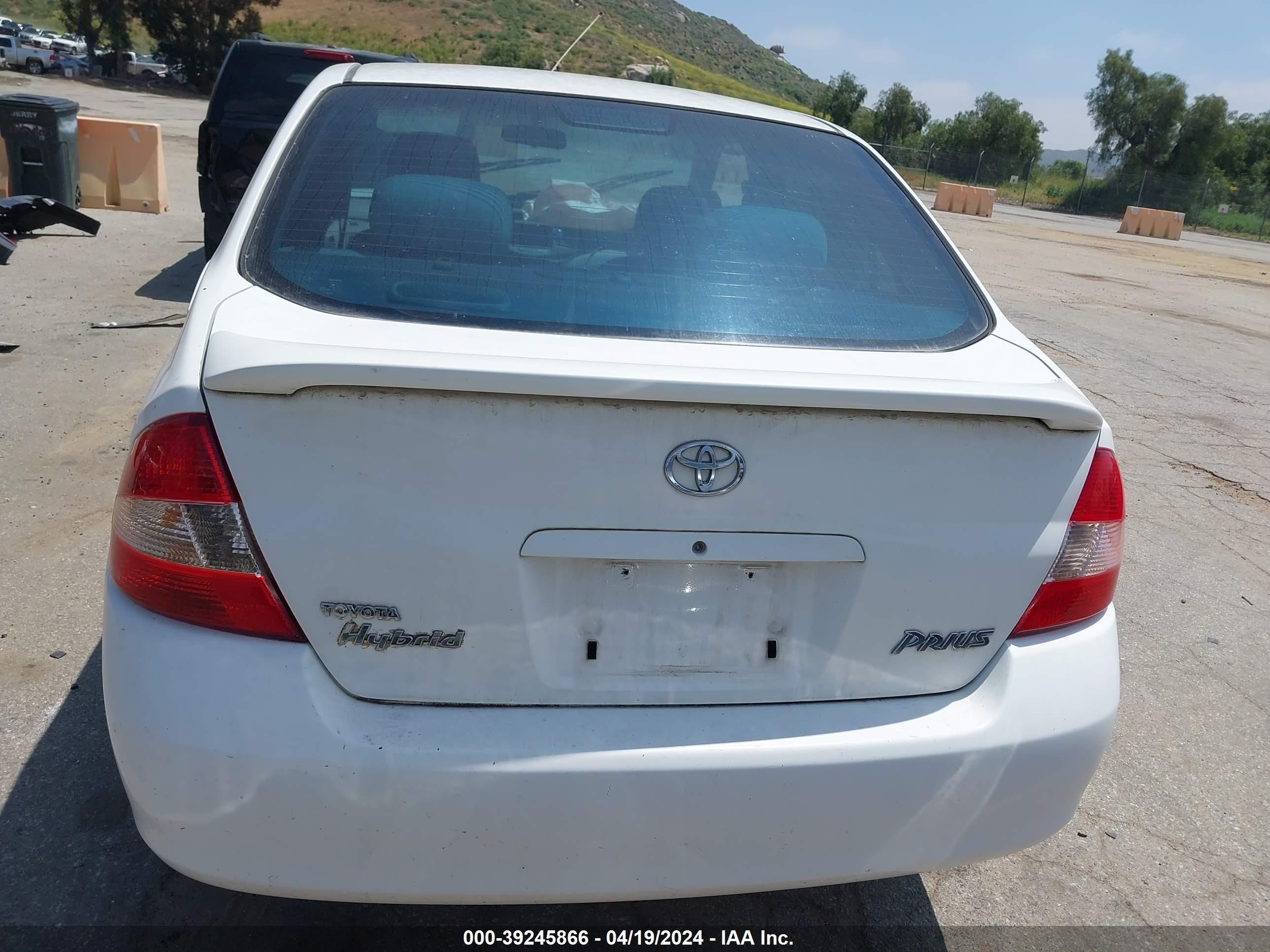 Photo 15 VIN: JT2BK12U610003066 - TOYOTA PRIUS 