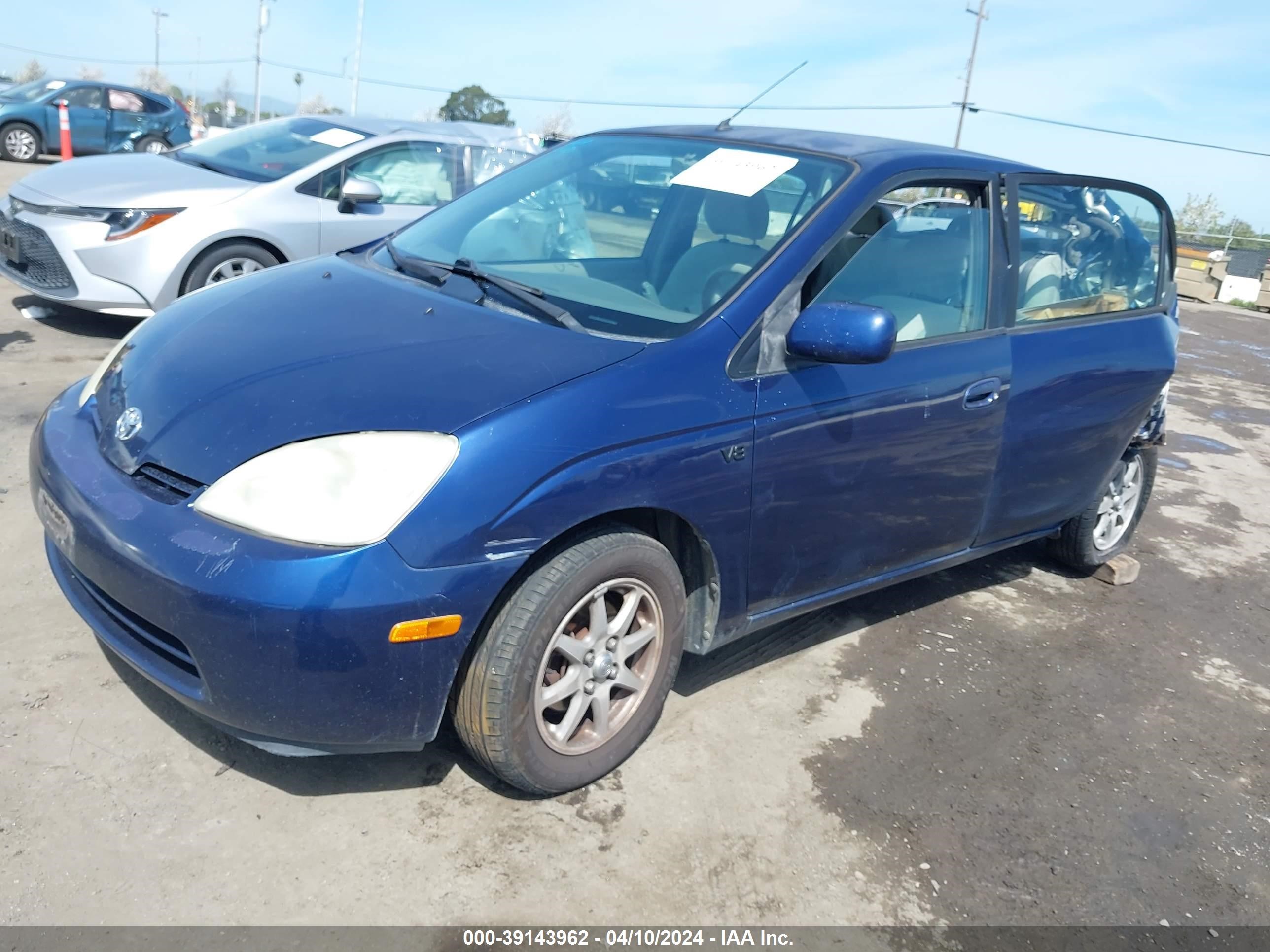 Photo 1 VIN: JT2BK18U120063832 - TOYOTA PRIUS 