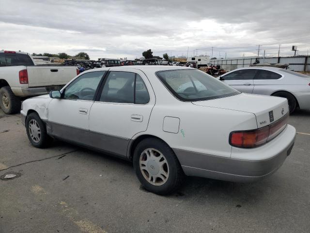 Photo 1 VIN: JT2GK13E5R0008509 - TOYOTA CAMRY XLE 