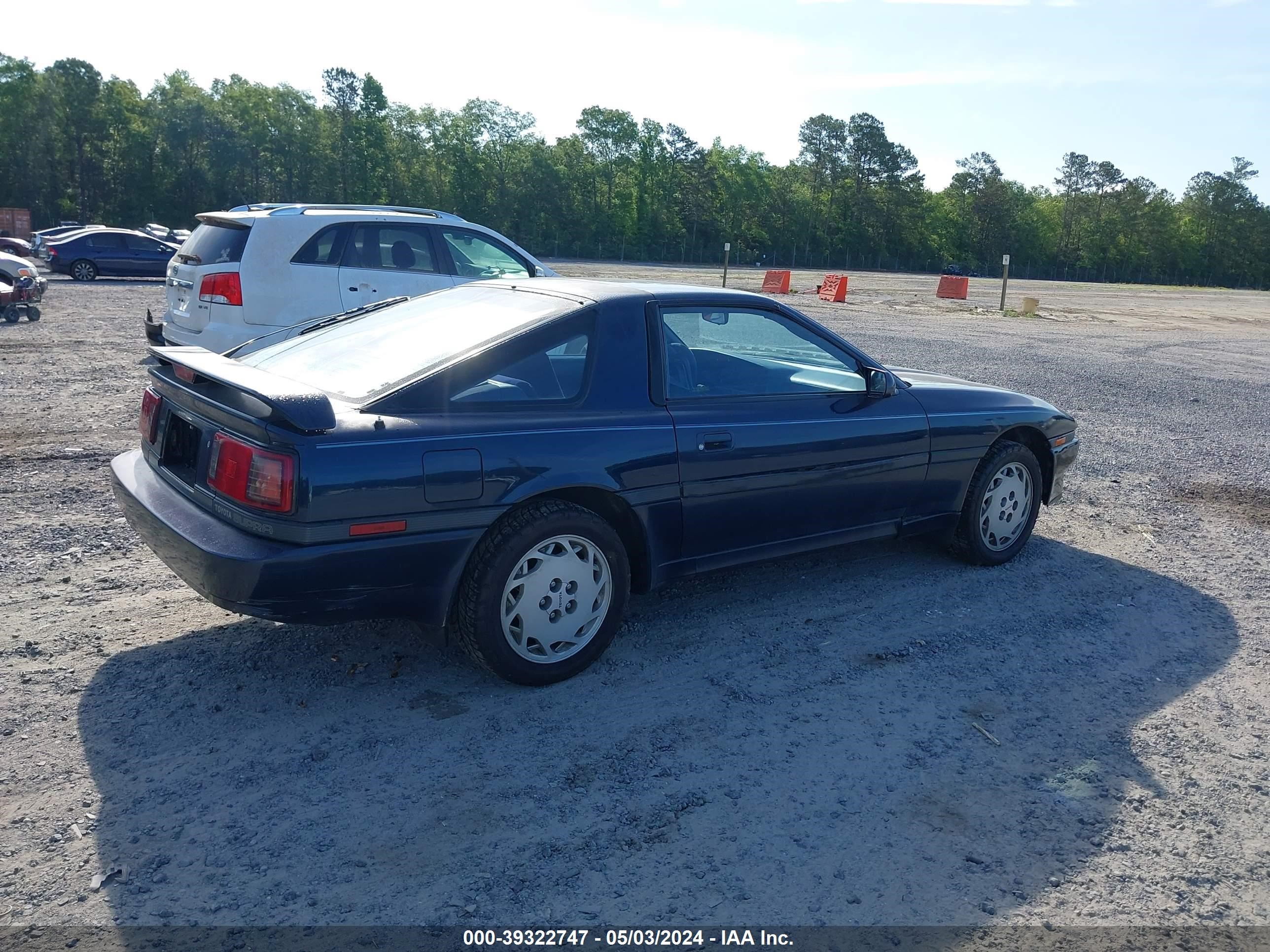 Photo 3 VIN: JT2MA70JXJ0077422 - TOYOTA SUPRA 