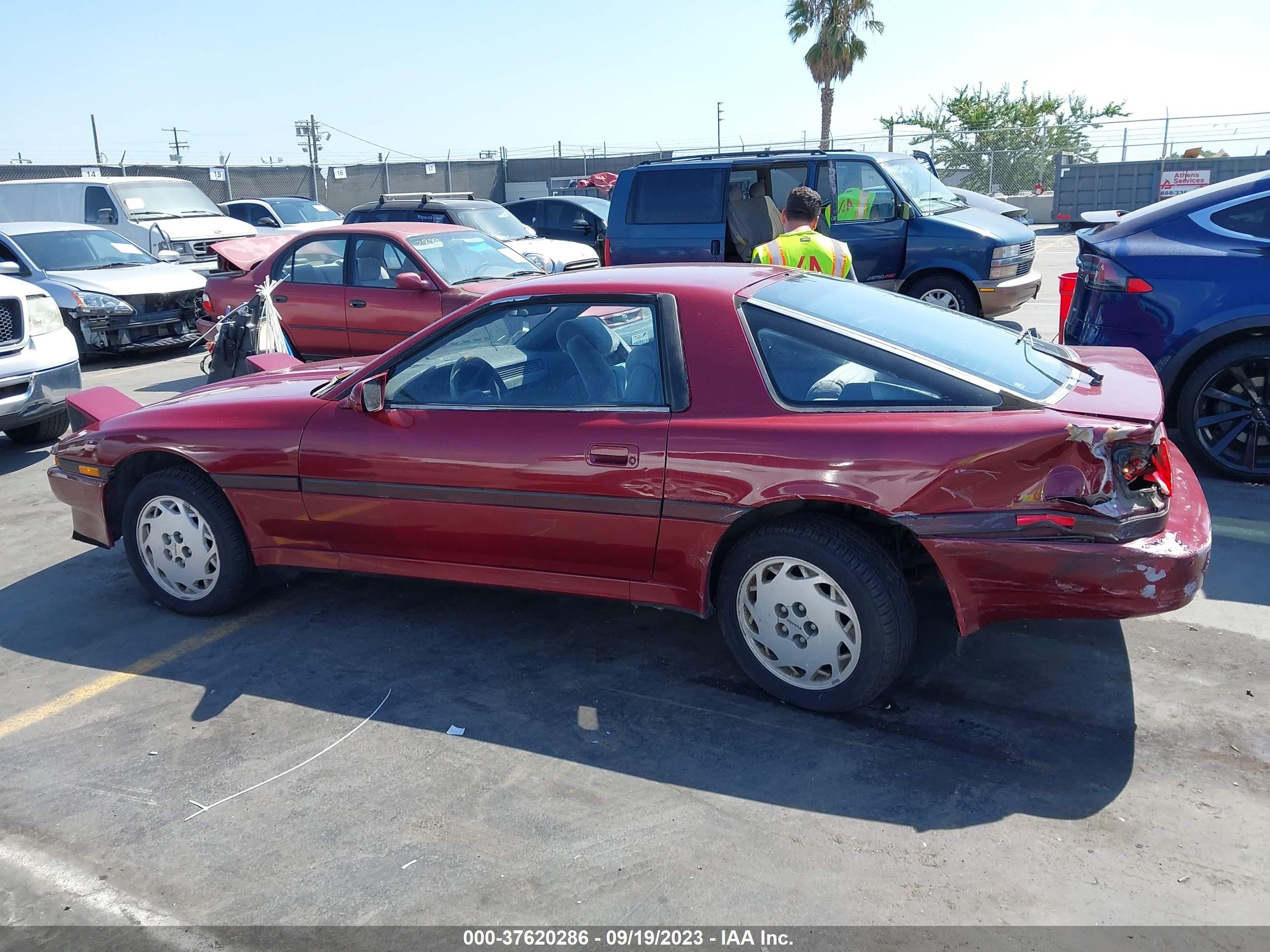 Photo 13 VIN: JT2MA70L1H0060360 - TOYOTA SUPRA 