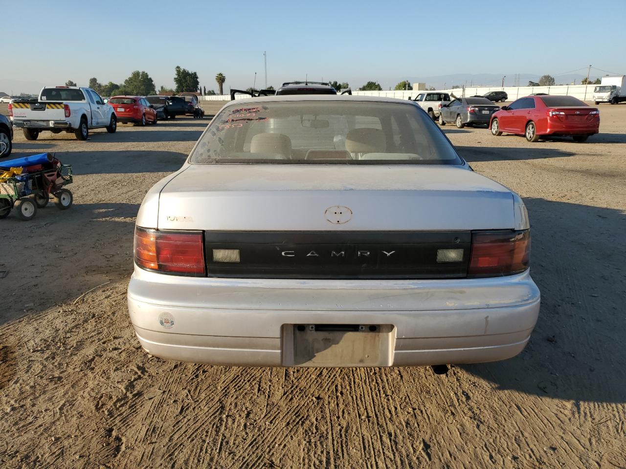 Photo 5 VIN: JT2SK11E7R0215853 - TOYOTA CAMRY 