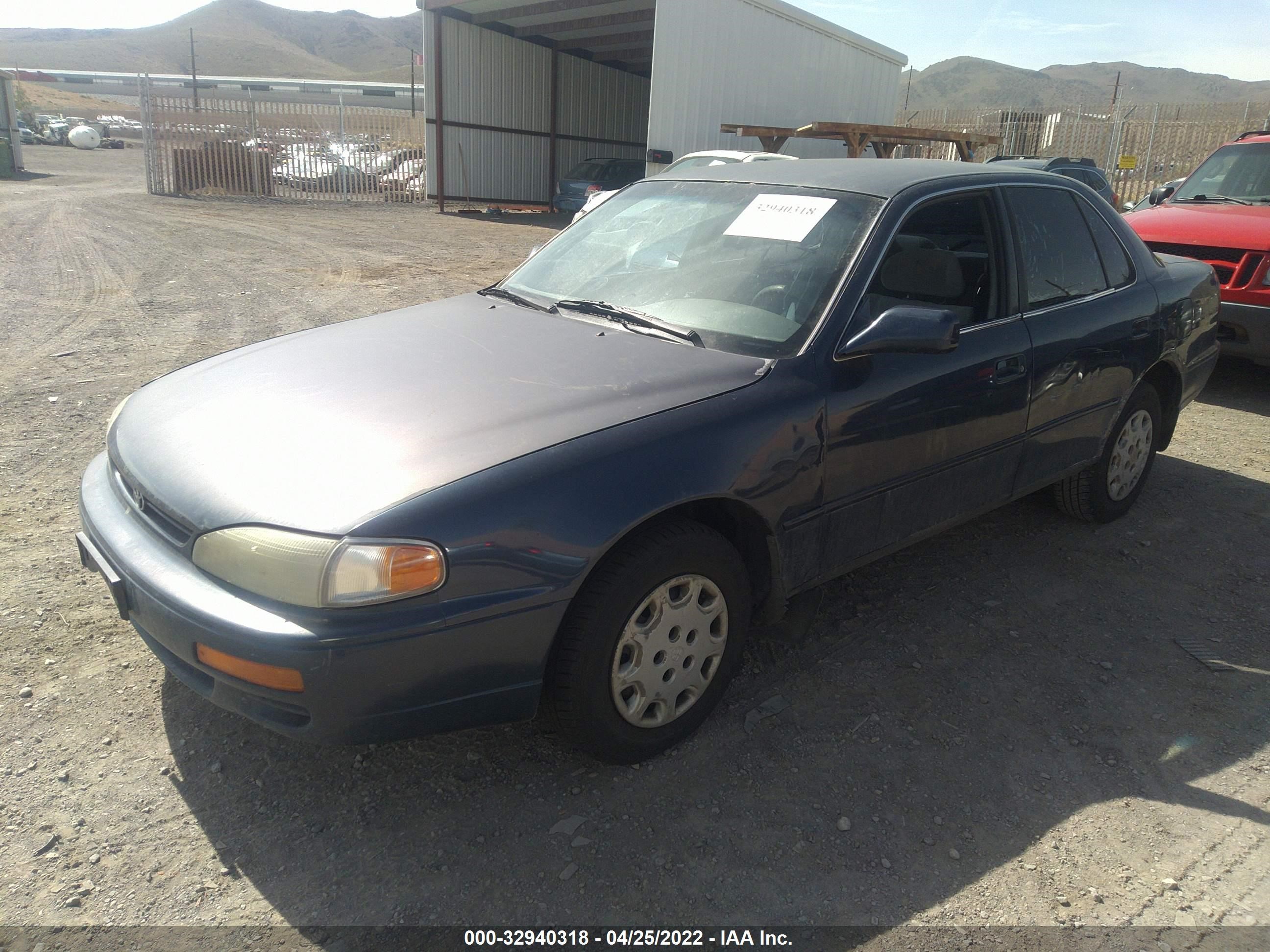 Photo 1 VIN: JT2SK12E8S0323032 - TOYOTA CAMRY 