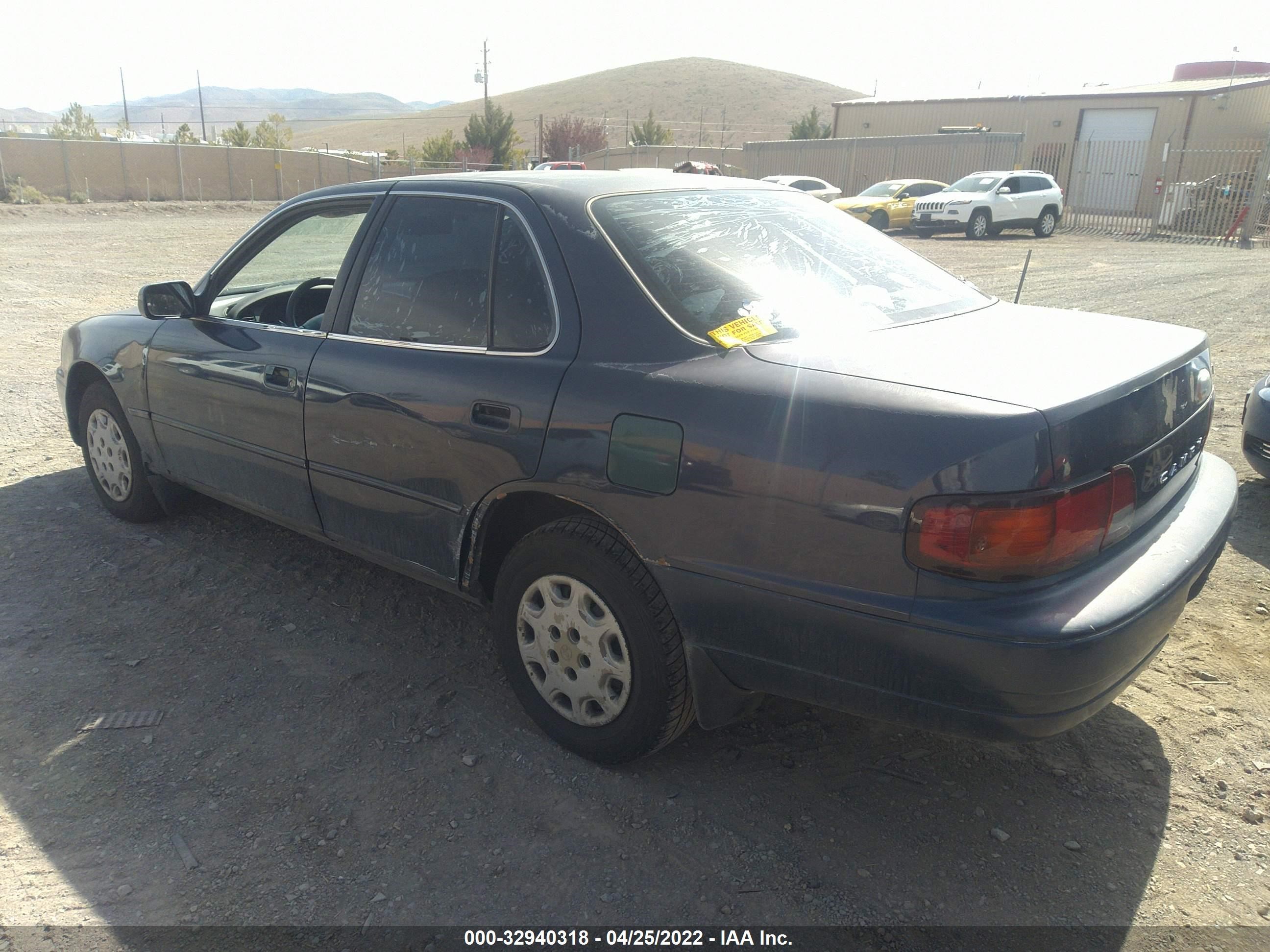 Photo 2 VIN: JT2SK12E8S0323032 - TOYOTA CAMRY 