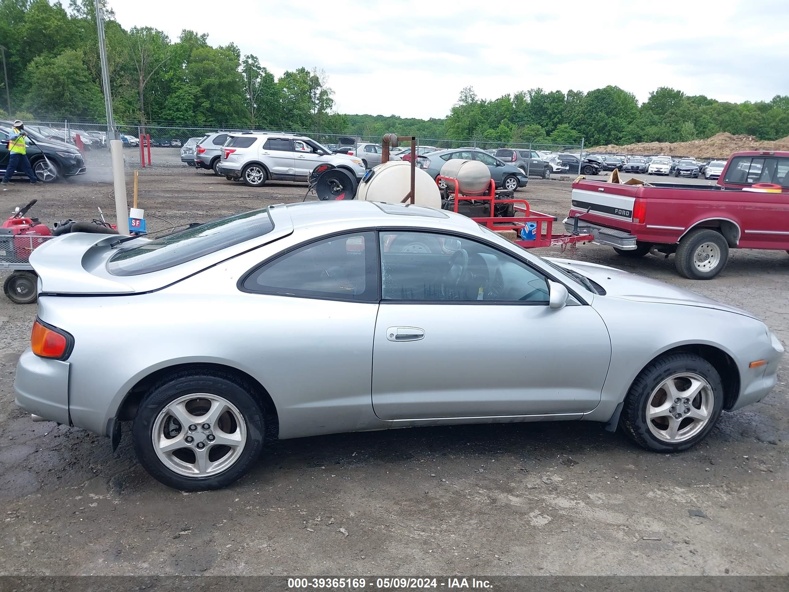 Photo 13 VIN: JT2ST07N8R0014963 - TOYOTA CELICA 