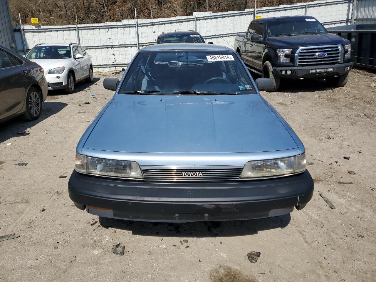 Photo 4 VIN: JT2SV21W2H0008260 - TOYOTA CAMRY 