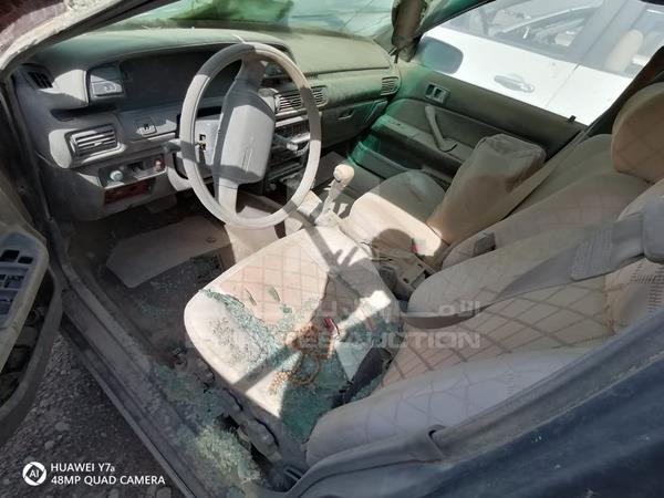 Photo 4 VIN: JT2SV22E9M3457370 - TOYOTA CAMRY 