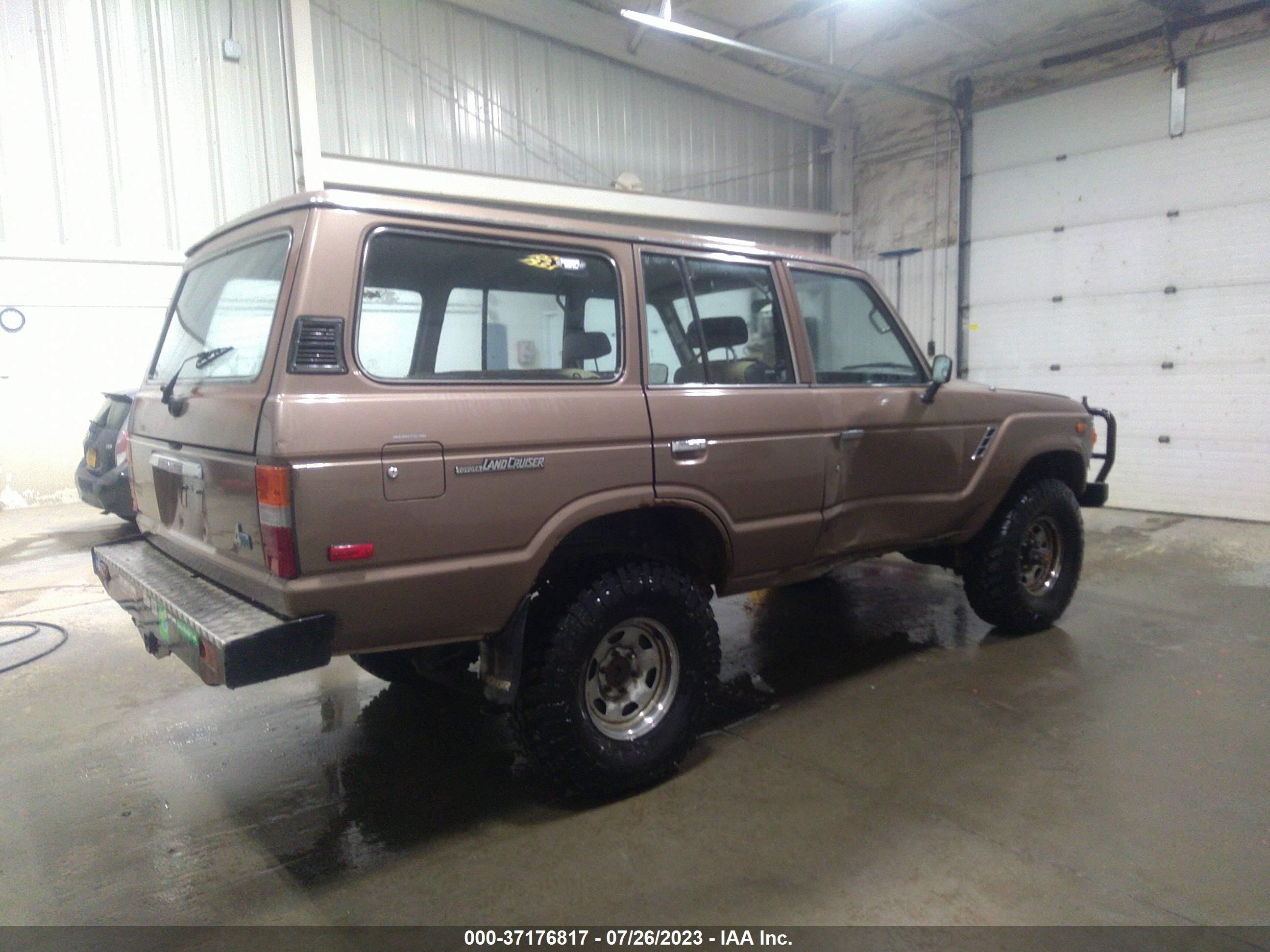 Photo 3 VIN: JT3FJ60G5G1133899 - TOYOTA LAND CRUISER 